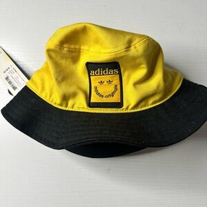 Adidas Two-Tone Yellow and Black Bucket Hat